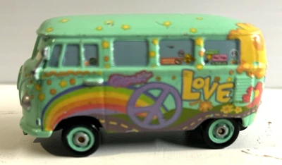 Литой металлический зеленый автобус FILMORE 1960-е автомобили VW Disney/Pixar - Изображение 1 из 4