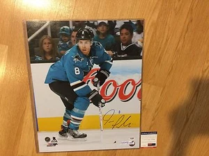 Foto Firmada de Joe Pavelski 16x20 SJ Tiburones de San José PSA ADN Autografiada a - Imagen 1 de 3