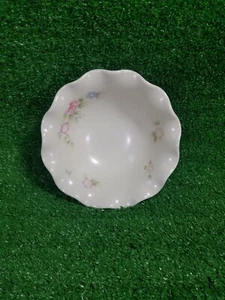 Phaltzgraff Tea Rose Collection - 7" Round Scalloped Serving Bowl -USA Stoneware - Picture 1 of 9