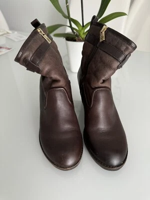 BOTINES TORY BURCH PRIMROSE SHERPA FORRADOS CUÑA CUERO MARRÓN TALLA 7/24 cm Foto 1 de 4