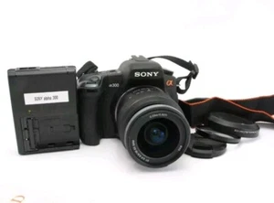 Sony Alpha A300 10.2MP Digitalkamera - Schwarz (Kit mit SAM 16-50mm Objektiv) - Bild 1 von 8
