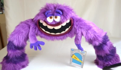 Disney Store Pixar Peluche Monstruos Inc. ARTE Piernas Flexibles 13" Peluche Nuevo con Etiquetas Foto 1 de 4