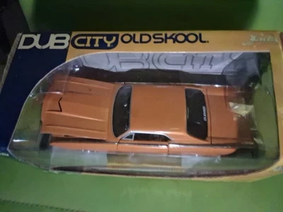 2005 Jada Toys Dub City Oldskool 1955 Chevy Bel Air escala 1:24 Foto 1 de 2