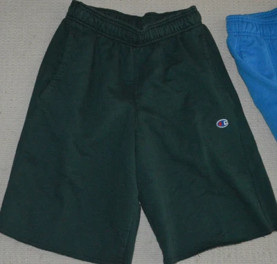 PANTALONES CORTOS DEPORTIVOS DE COLECCIÓN SUDOR ALGODÓN PARA HOMBRE PEQUEÑOS BOLSILLOS VERDES CON CORDÓN CÓMODOS EN MUY BUENA CONDICIÓN Foto 1 de 2