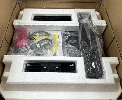 APC NETWORK UPS 1500VA SMART BATTERY BACKUP SMX1500RM2UC - Image 1 of 3