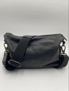 Burberry Shoulder Bag 33cm Wide 22cm High Leather is Faded and Has Signs of Wear - Picture 1 of 15