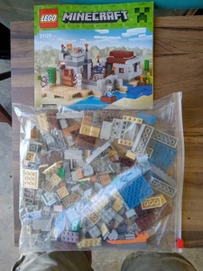 LEGO 21121 Minecraft: The Desert Outpost Open Not Sure If Complete, sold As Is. - Picture 1 of 4