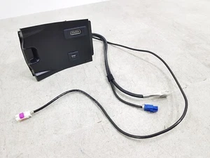 MERCEDES GLA X156 13-17 CENTRE CONSOLE PANEL WITH USB CONECTOR - Picture 1 of 6