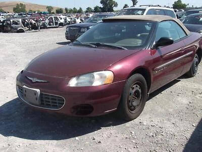 Conjunto de filtro de aire usado se adapta a: Chrysler Sebring Sdn 2001 2,7 grado A Foto 1 de 4
