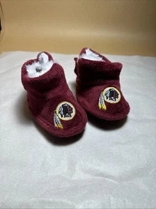 Redskins Fleeced Infant Slippers Booties Size Small 12-24 Months NFL Washington - Picture 1 of 8