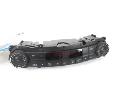 Mercedes-Benz CLS550 2007 2008 control de temperatura de clima delantero fabricante de equipos originales mercado de Estados Unidos Foto 1 de 3