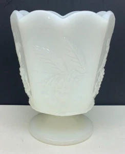 Vintage Napco 1186 White Embossed Grape & Cherry Pedestal Vase - Picture 1 of 6