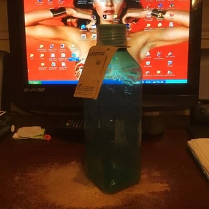 SISTEMA 1L SQUARE RECYCLED WATER BOTTLE BIRTHDAY CHRISTMAS THIRST - Picture 1 of 1