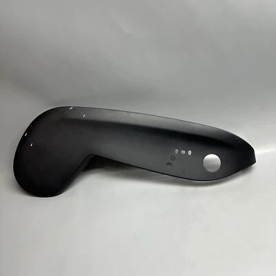 TESLA MODEL X FRONT LEFT SEAT SWITCH OUTER COVER TRIM 2016 2017 2018 2019 2020 Foto 1 de 4