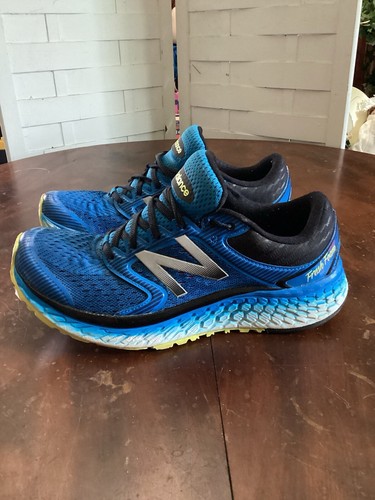 Scarpe da corsa New Balance da uomo fresche in schiuma 1080 V7 M1080BY7 blu taglia 9 5