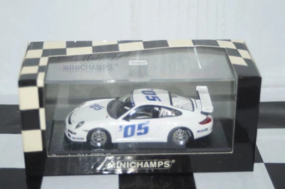 Minichamps Porsche 911 GT3 "Presentación" 2005, 400 056400, 1:43 Foto 1 de 4