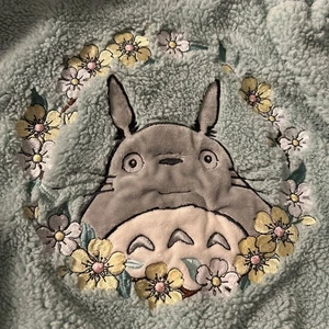 Totoro Studio Ghibli My Neighbor Floral Sherpa Lounge Top Cropped Mint Green Nwt - Picture 1 of 6