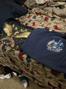2 Militär T-Shirts US Air Force. US Navy. - Bild 1 von 4