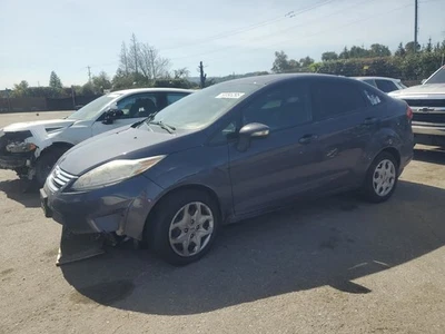 Левый передний ШПИНДЕЛЬНЫЙ КУЛАК BE8Z3K186A 2011-2013 FORD FIESTA - Изображение 1 из 4