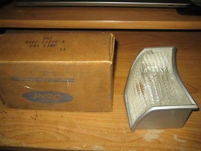 NOS 1973 Ford Torino Parking Turn Signal Indicator Light Lamp Lens - Image 1 of 4