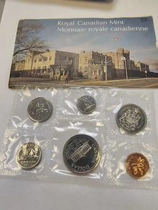 1973 Canada Uncirculated coin set - Picture 1 of 3