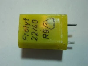 5X 22uF 40V 85°C ELKO Radiale #10-14/8 - Foto 1 di 6