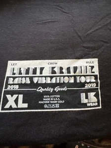 Camiseta Lenny Kravitz elevada vibración tour crew, extra grande negra - Imagen 1 de 2