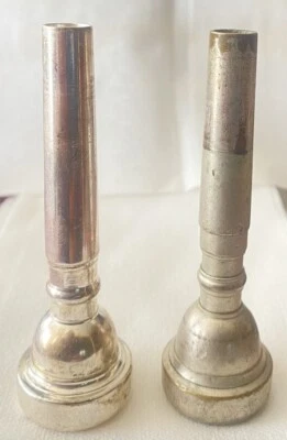 Juego de 2 boquillas trompeta vintage de 7 C Foto 1 de 4