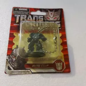 2009 Transformer figure Iron hide mini clip 2" Mint on card - Picture 1 of 2