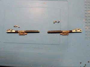 Gebrauchte Scharnier Set Sets für MacBook Pro 15" A1286 2008 2009 - Bild 1 von 1
