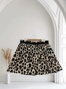 Women’s Animal Print Mini Skirt US Size 16 Lightweight Pull On Fall Holiday Chic - Picture 1 of 13
