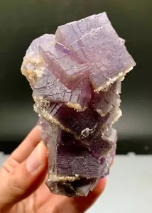 336 Gramm schöner Kubikfluorit mit Calcit aus Belutschistan Pakistan. - Bild 1 von 10