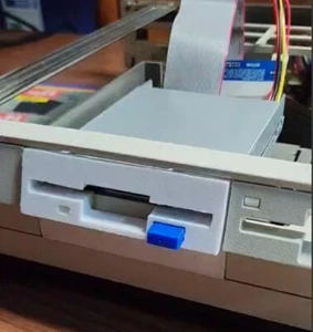 Mascherina IBM 30 555SX 286 Floppy Disk Computer Vintage - Adattatore Floppy - Foto 1 di 6