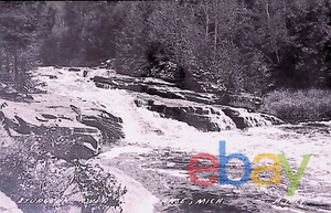 Postal Sturgeon River Near Lanse Michigan 1945 RPPC - Imagen 1 de 2