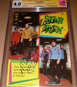 Star Trek #8 CGC SS FIRMADO Shatner Takei Koenig Nichols 1970 Llave Dorada Foto Fundida - Imagen 1 de 2
