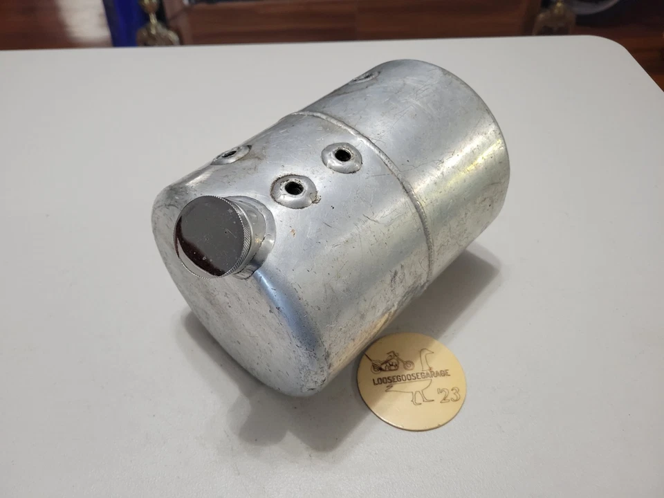 Tanque de óleo hexagonal prisma cromado Harley Davidson Chopper Bobber Panhead Knucklehead Bag - Imagem 1 de 4