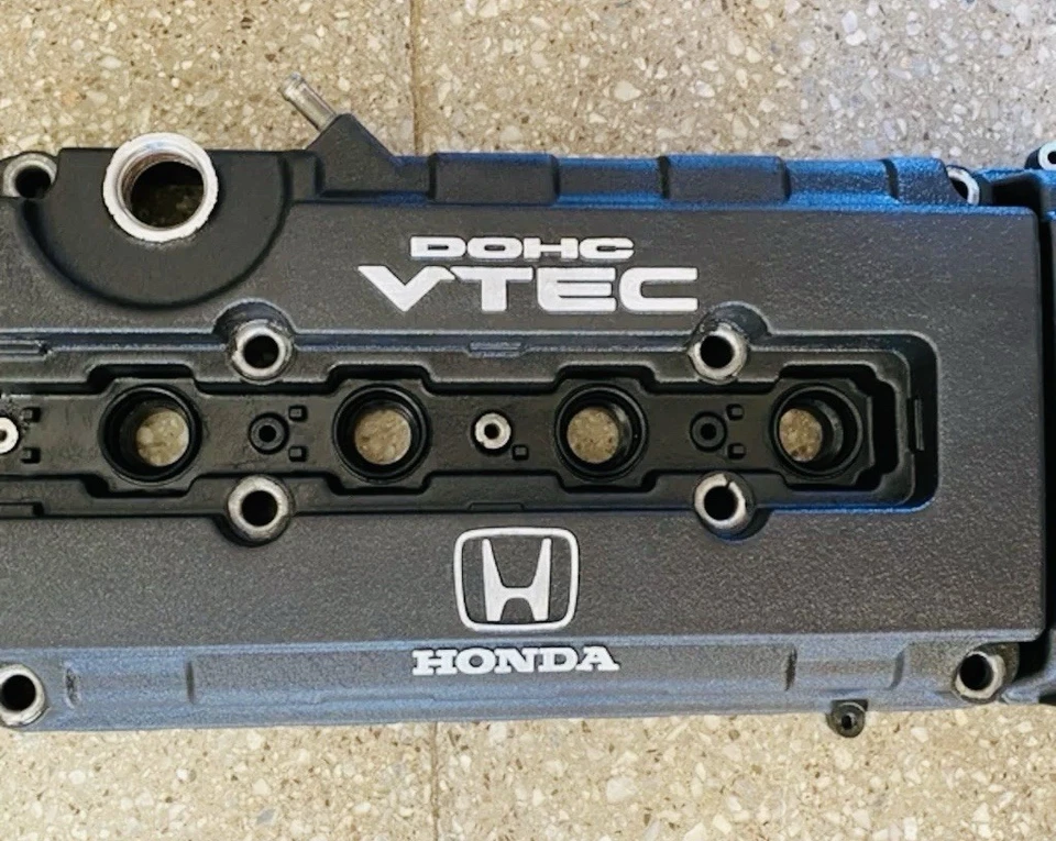 Honda B Series Valve Cover B16 B18 Vtec JDM Refurbished - Image 1 of 4