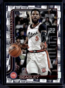 2025-26 Topps #43 Malik Beasley Sandglitter - Bild 1 von 2