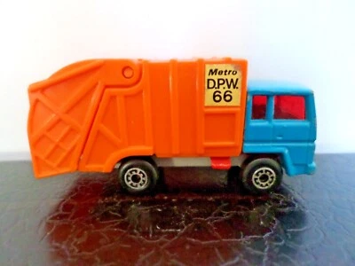 1979 Matchbox No. 36 Superfast Refuse Truck Metro D.P.W. 66 - Image 1 of 4