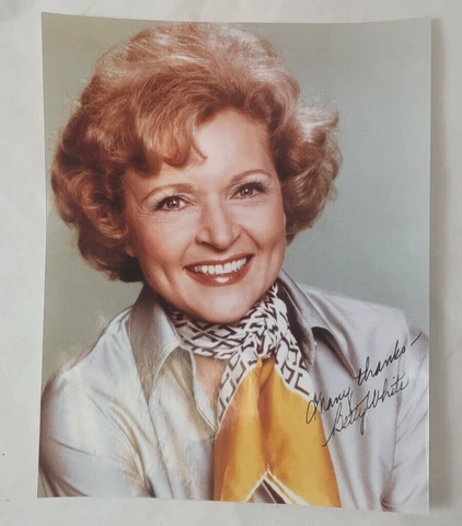 BETTY WHITE Hand Signed Autograph 8x10 PHOTO GOLDEN GIRLS Cover