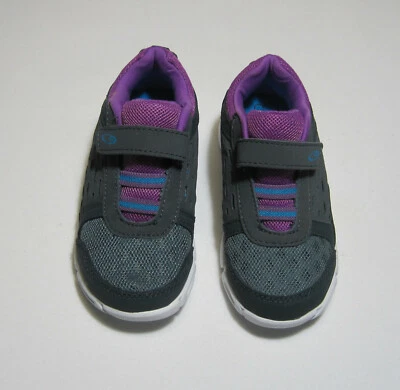 Niñas pequeñas Atlético Ligero Correr Gris Nuevo con Etiquetas, C9 por Champion Foto 1 de 4