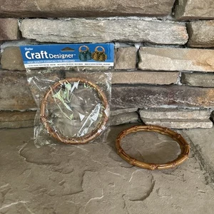 Darice Diseñador Artesanal Plástico Cartera Anillo Imitación Banboo Nuevo en Paquete 1 Nuevo 1 Usado - Imagen 1 de 1