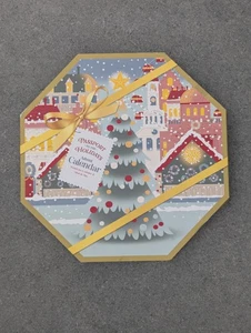 Yankee Candle Advent Calendar, Passport to the Holidays Collection - Christmas - Picture 1 of 24