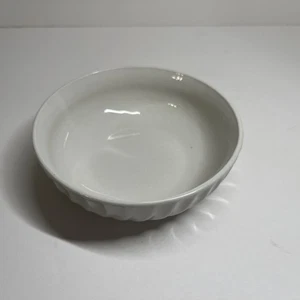 Gibson White Ceramic Bowl Fluted Edge Classic Kitchen Dinnerware - Picture 1 of 4