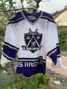 Vintage Los Angeles Kings CCM Hockey Jersey Size Small 90s NHL - Picture 1 of 11