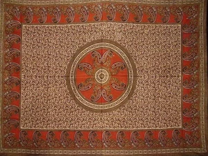 Jaipur Paisley Mandala Heavy Cotton Bedspread 106" x 88" Full-Queen Red - Picture 1 of 2