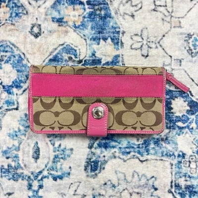 Coach Monogram Women’s Pink Purse - Image 1 of 4