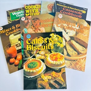 8 x Summit Cookbook Lot - Vintage Classic Recipes - Cakes Biscuits, Cookery - Picture 1 of 21