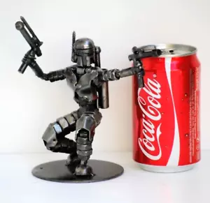 Jangot fett scultura in metallo di scarto ispirata a Star Wars, regalo di laurea per lui - Foto 1 di 6