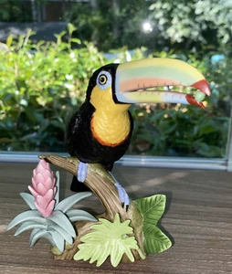 Colección de esculturas de aves tropicales exóticas Lenox Keel Billled Tucan 2002 - Imagen 1 de 12